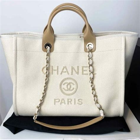 chanel tote bag price